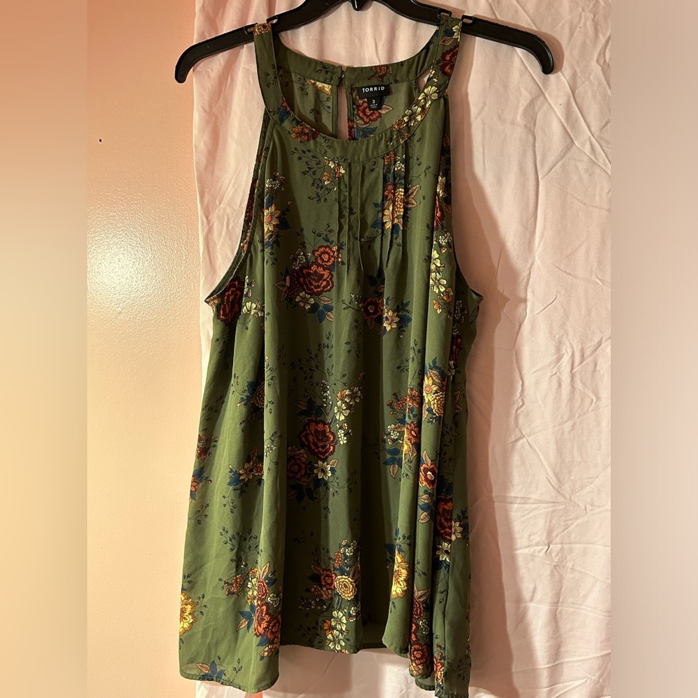 Torrid Olive Floral Chiffon Tank Top with Pintuck Neckline and Keyhole Back